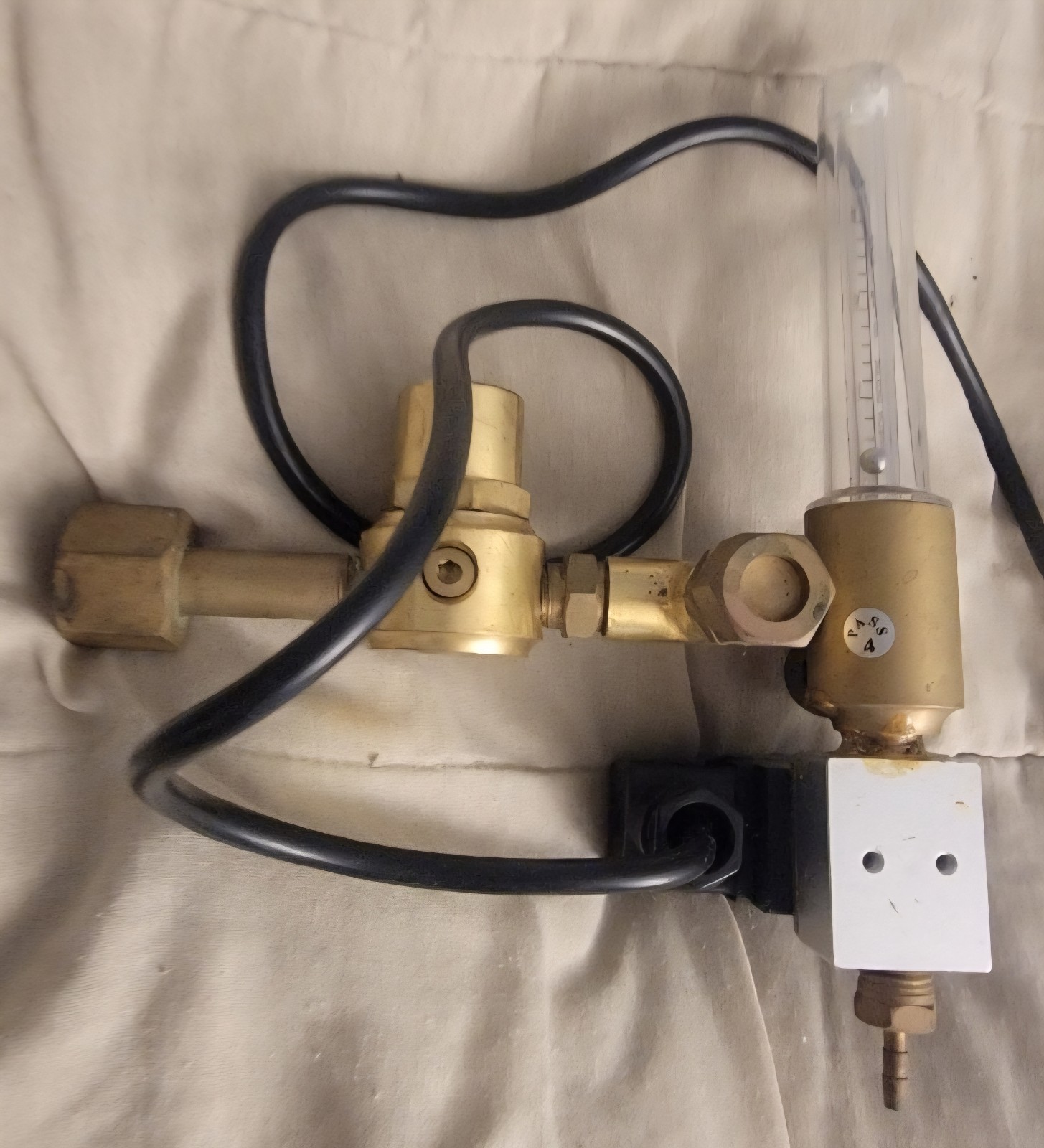 CO2 Regulator Brass Liding Model 2W2T
