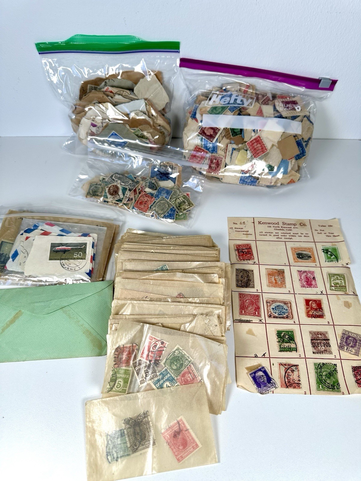 Vintage Worldwide Stamp Collection Lot 100+ Stamps In Glassine Envelopes