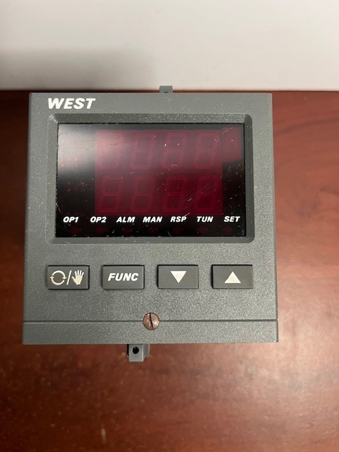 West Instruments 0E-001401-00 120V Temperature Controller New