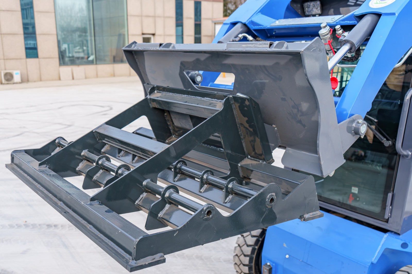 1200mm Heavy Duty Land Leveler Mini Skid Steer Attachment for TYPHON STOMP 509
