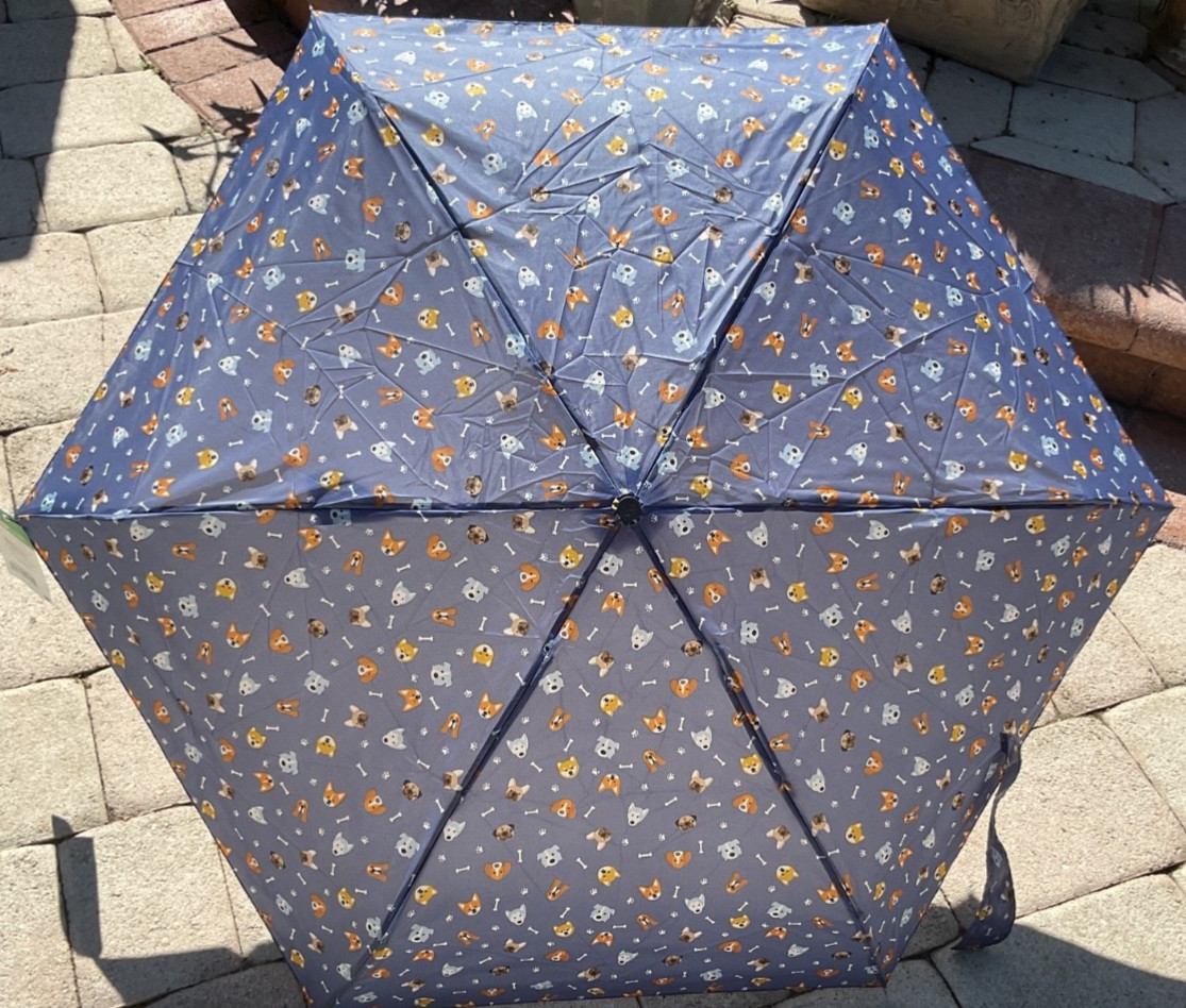 TOTES WOMEN'S UMBRELLA MINI DOGS 6 inches MANUAL OPEN CLOSE NWT