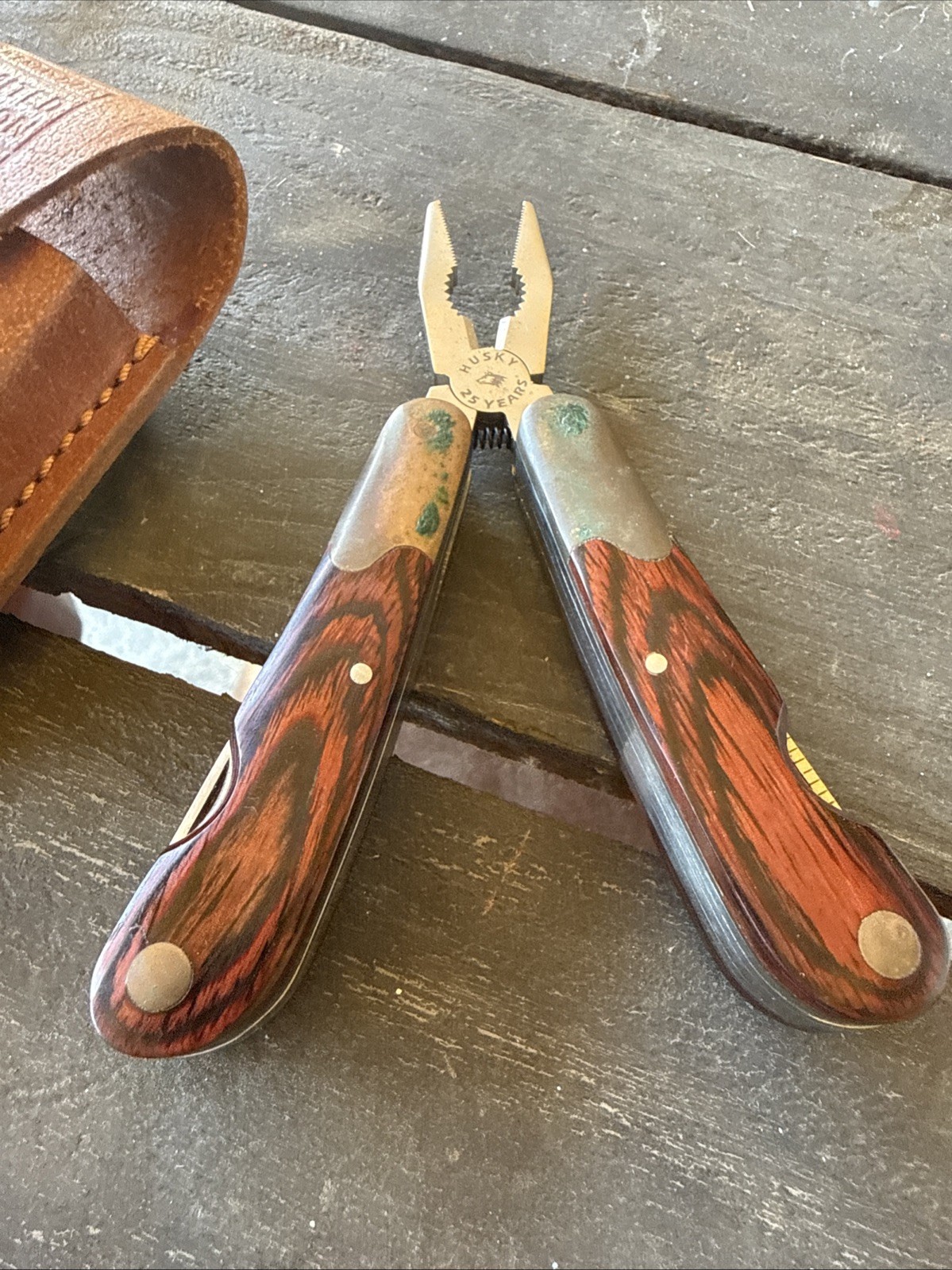 Husky 25th Anniversary Limited Edition Multi Tool W/Leather Case