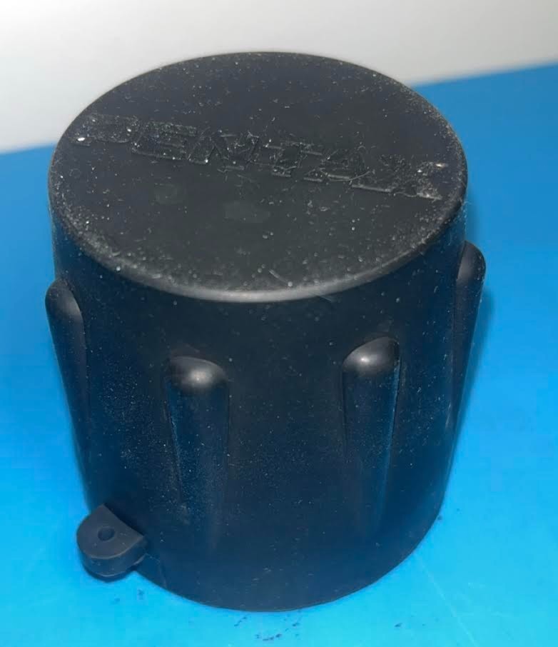 Pentax OE-C9 Soaking Cap for Leak Testing & Cleaning -In Exc. Working Condition