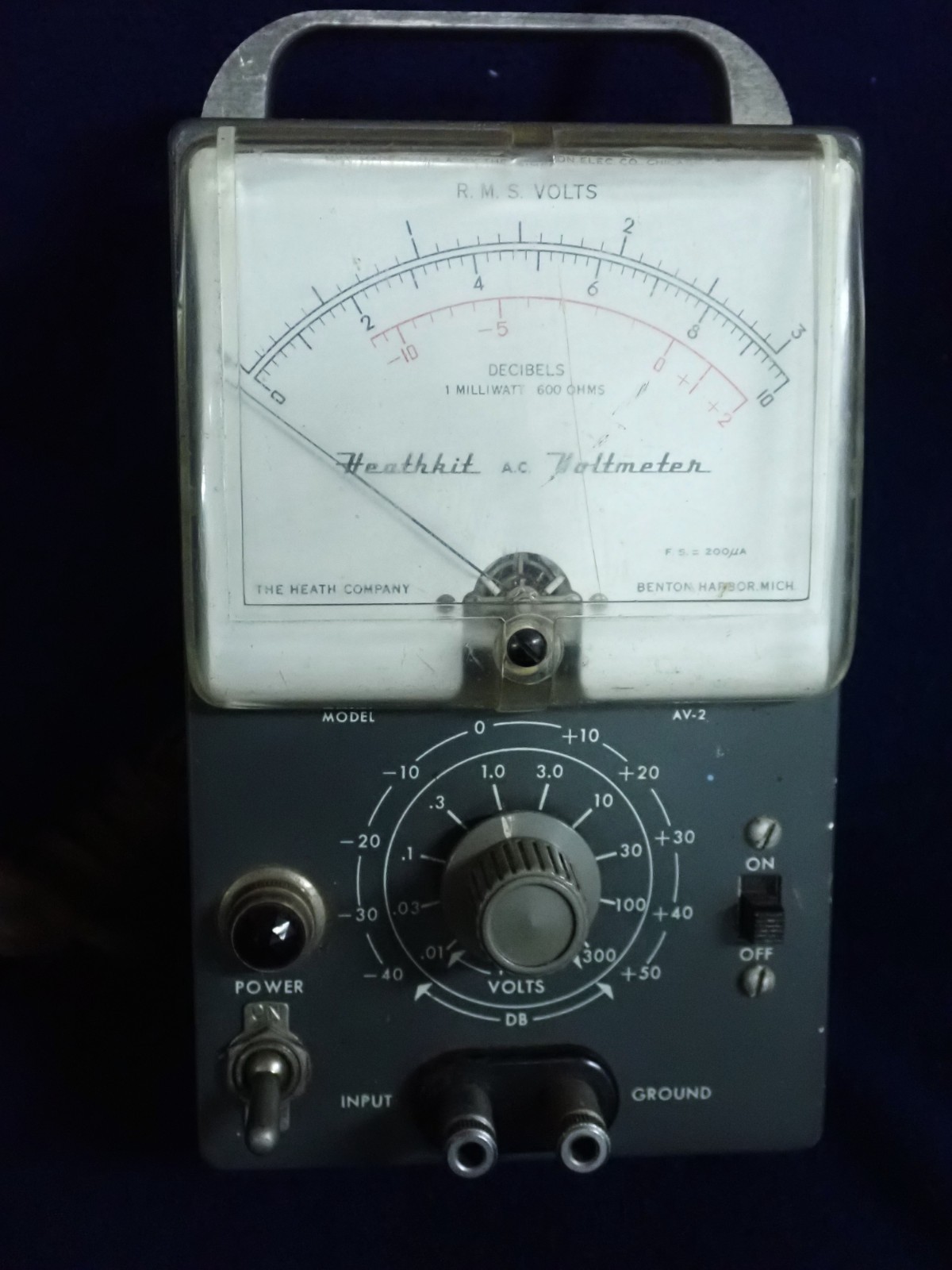 Vintage Heathkit AV-2 RMSvoltmeter by Simpson, ca 1952-56, powers up, not tested