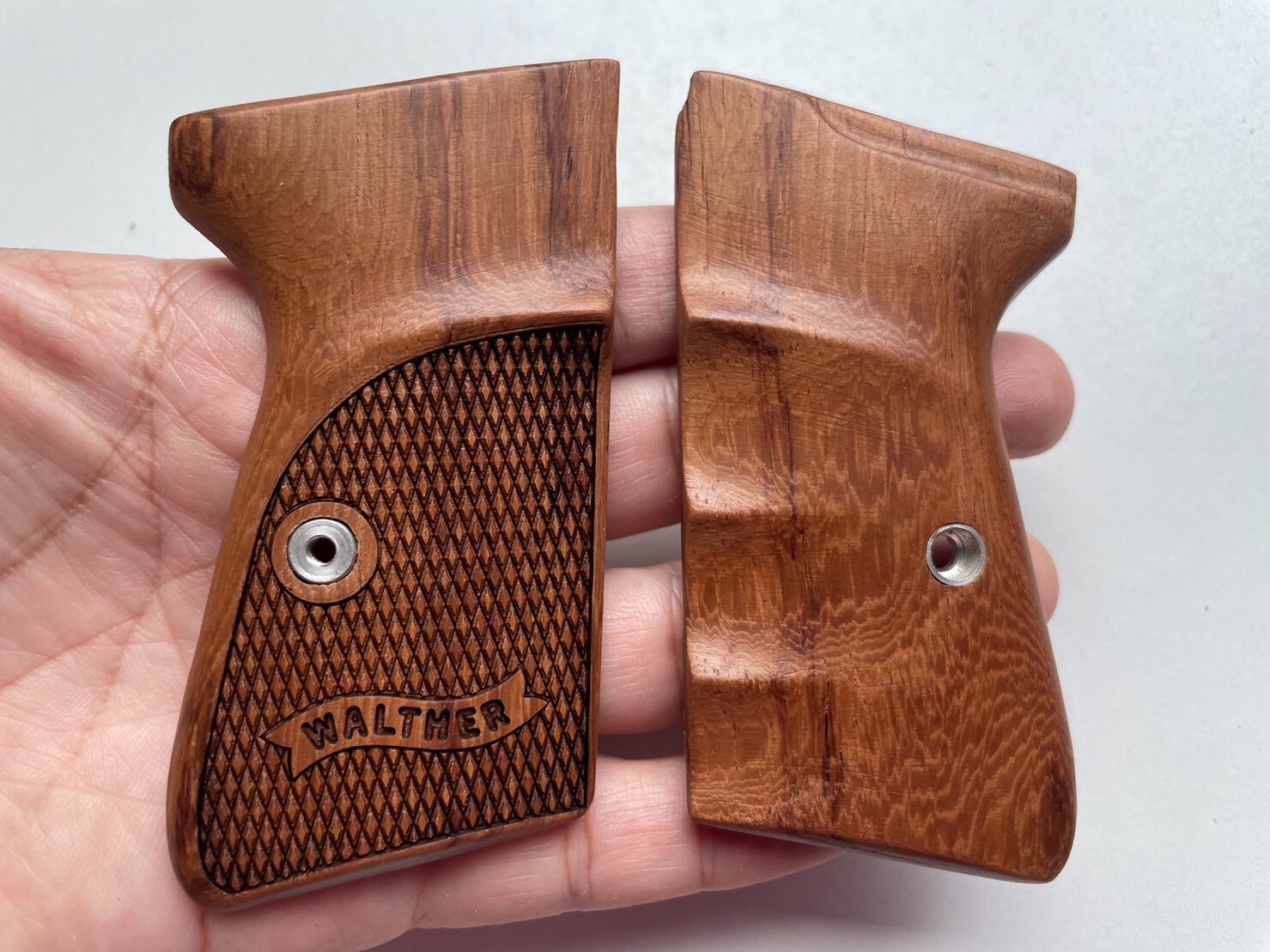 Right hand finger groove grip for Walther PPK/S 380, PPK/S .22 models;pattern#3