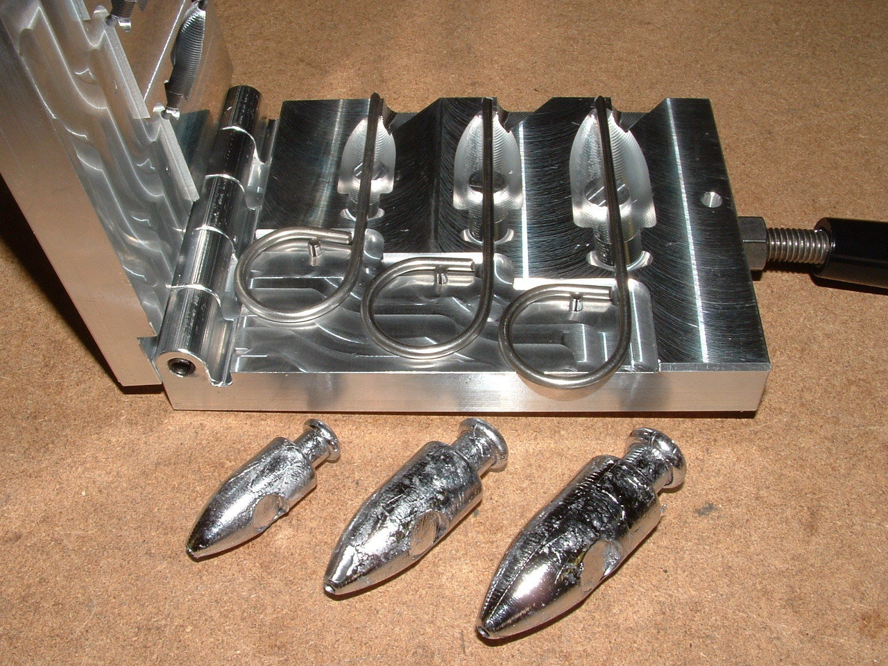 Saltwater Spire Slider mold 2,4,6oz Saltwater Trolling Bluewater Deep Sea