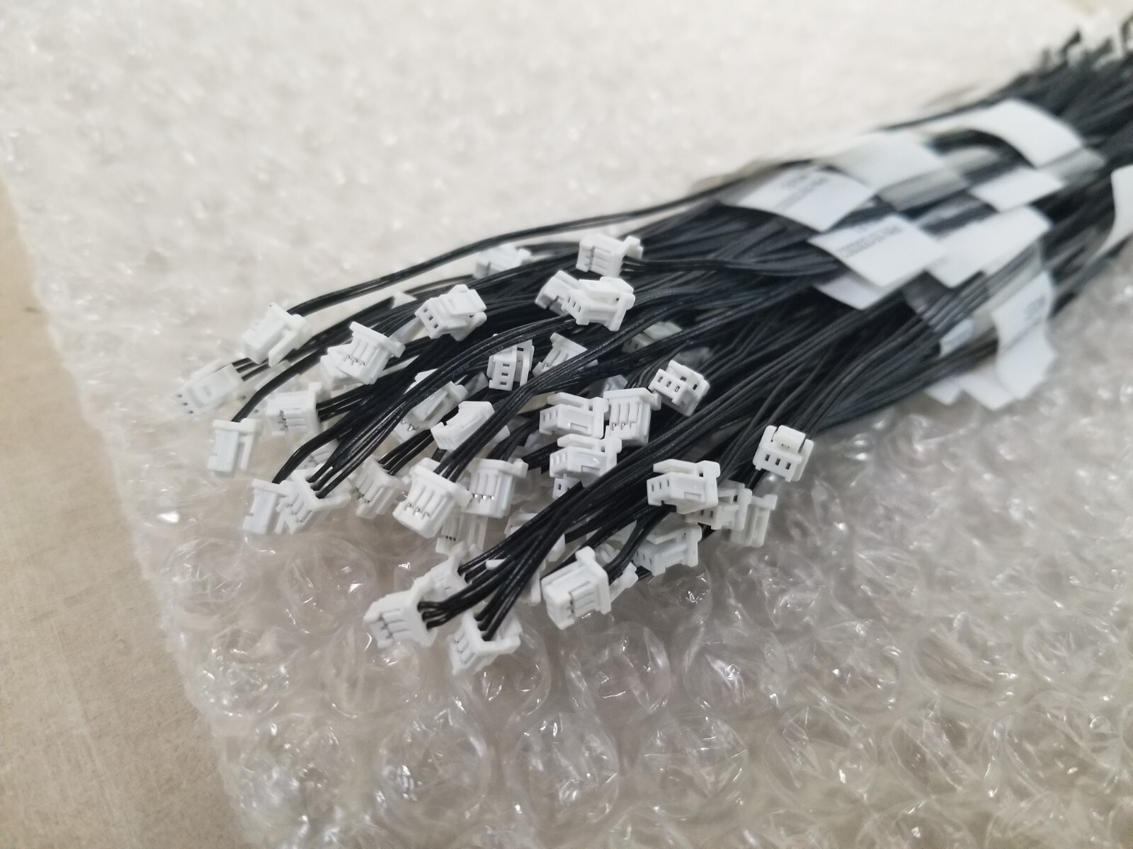 Rectangular Cable Assemblies Pico-Clasp 3CKT CBL ASSY SR 150MM WHITE 70/QTY