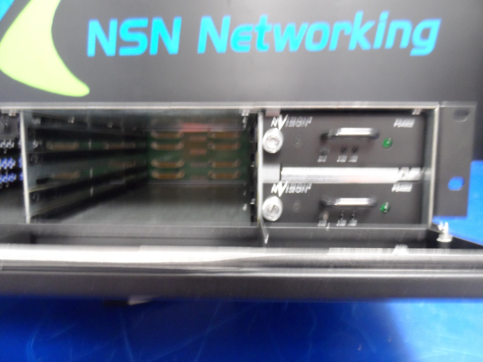 Nvision NV4002 Processing Equipment Frame w/ 1x DA4023 World Clock DA Boards