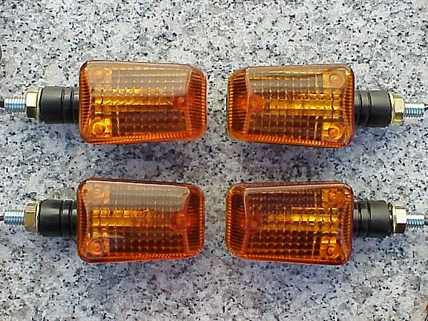 Yamaha XJ XS 250 400 650 750 850 1100 Virago Black/Amber MOTORCYCLE TURN SIGNALS