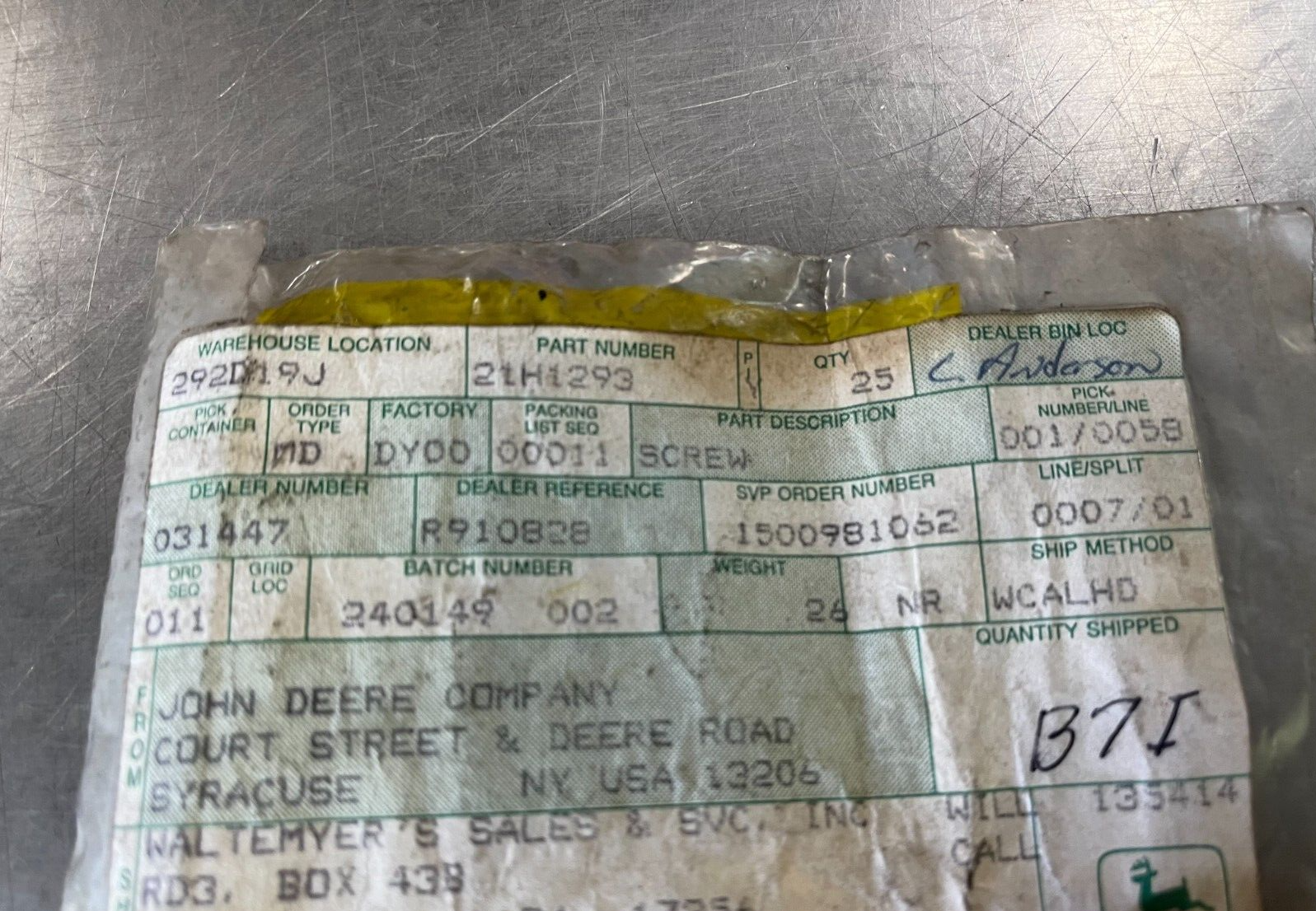 21H1293 OEM John Deere Screw QTY 5