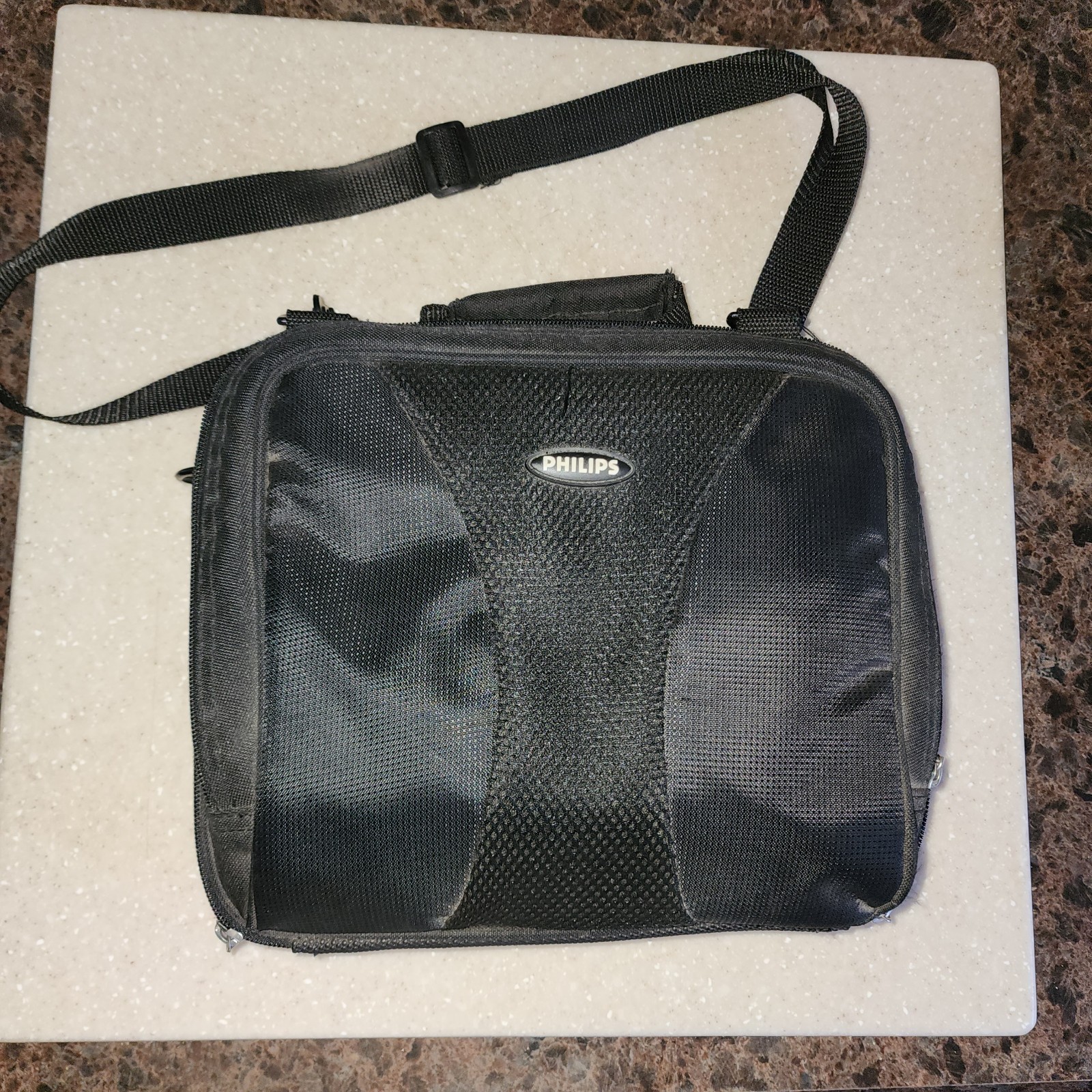 Phillips Multi-Purpose Travel Bag Used Good Condition. (Black)