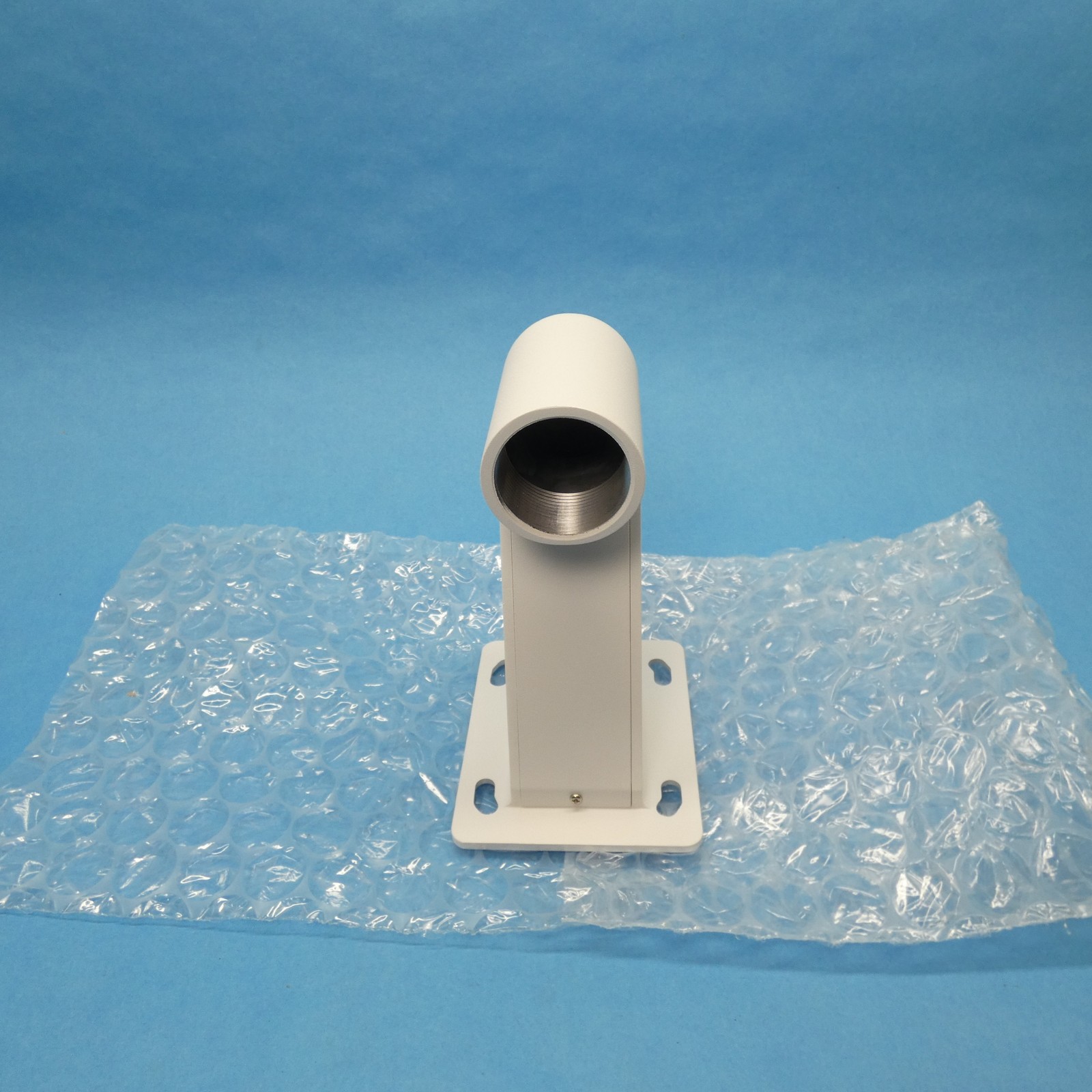 Avigilon ALTA / AVA ACC-MNT-ARM-W Security Camera Mounting Arm White