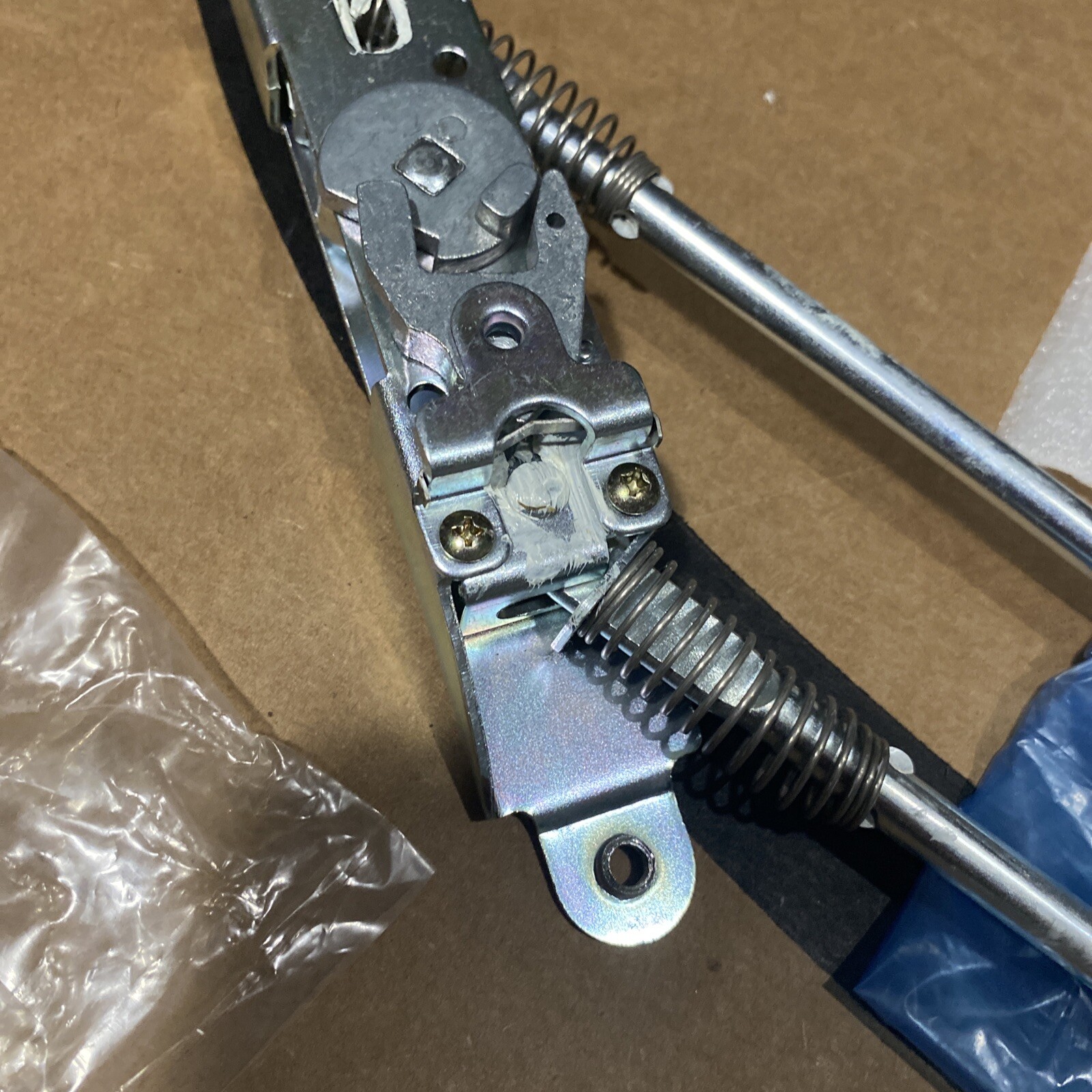 Brand New-Open Box-LSDA Crossbar Exit Device Model 1052DU