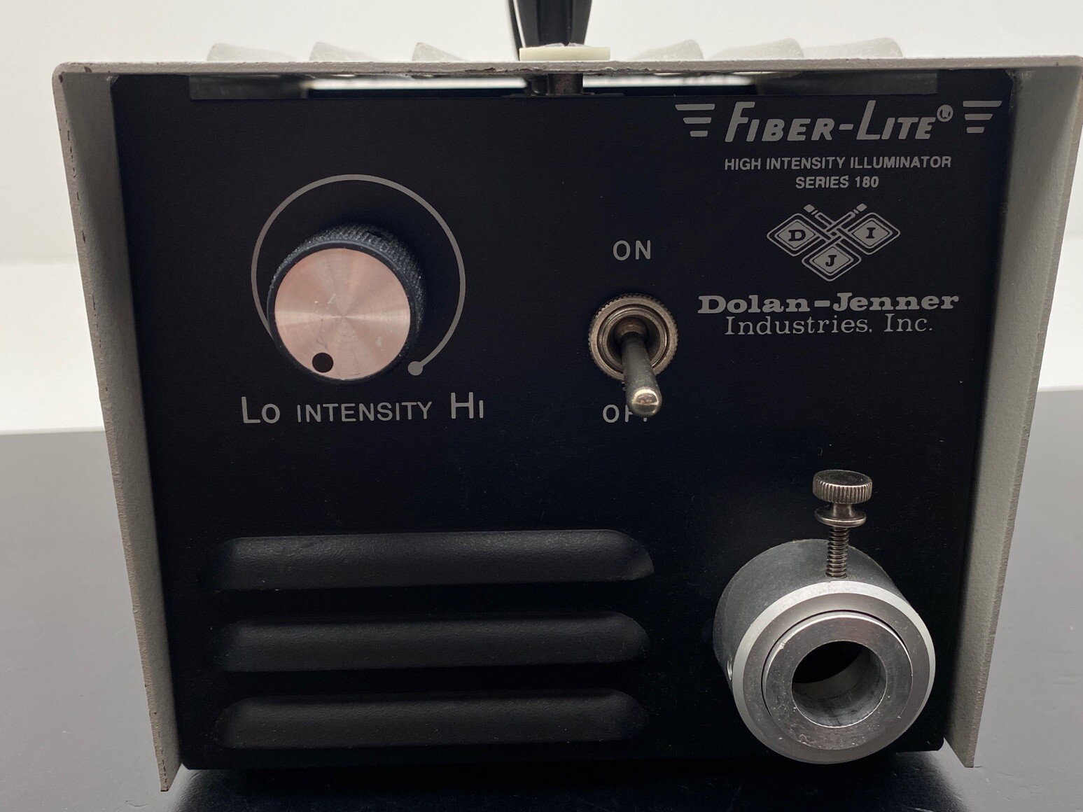 Dolan-Jenner 180 High Intensity Illuminator 120V, 200W w/ MA3136 Ring Light