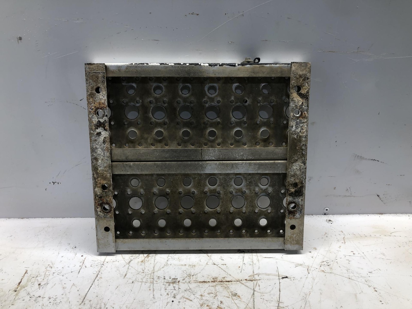 Sterling A9513 Deckplate - Used