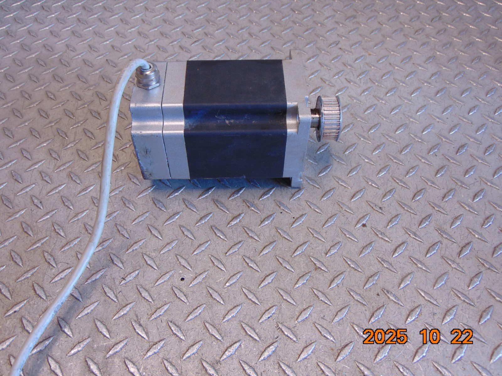 DPM DPM1103P170-4106A.000 MOTOR STEP ANGLE 1.2 DEGREE 4.1A/PH