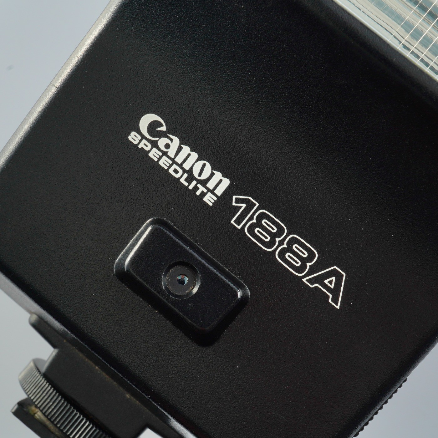 EXCELLENT Canon Speedlite 188A