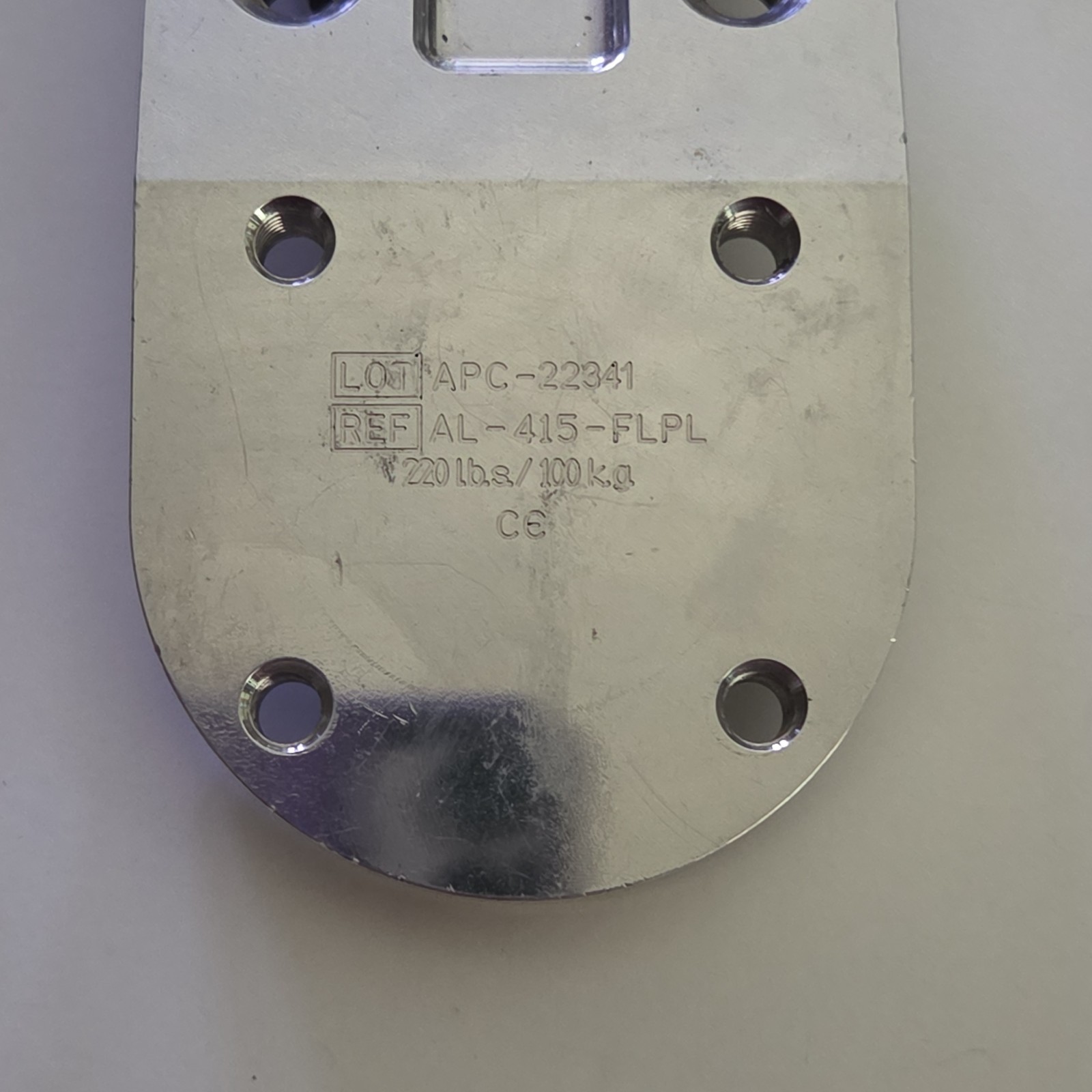 APC AL-415-FLPL 220lbs/100kg