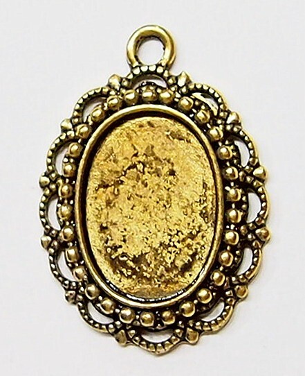 10 of 18x13mm Antique Gold Plate Victorian Lacy ScallopPendant Setting 32x23mm