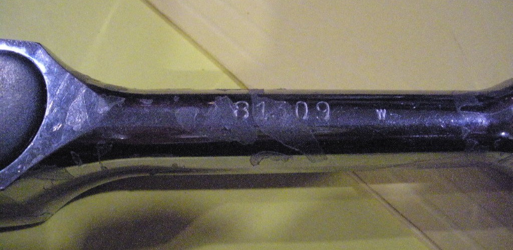 Gearwrench Tools 81309 1/2" Drive 45-Tooth Quick Release Teardrop Ratchet