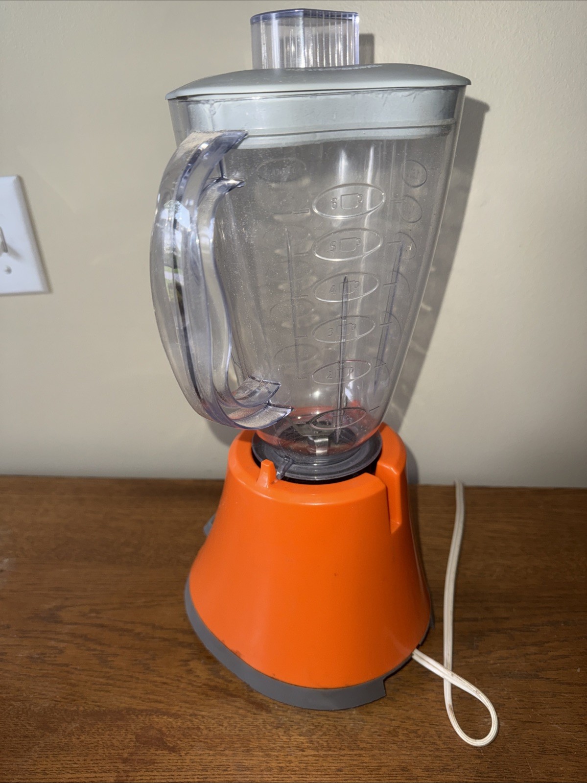 Oster blender Orange Retro Style Working