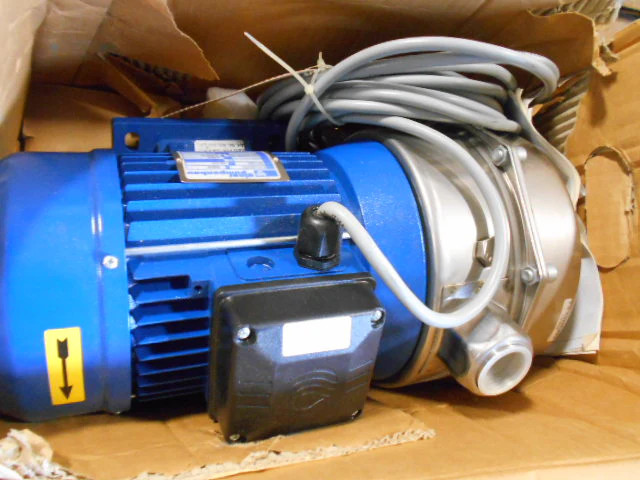 Gloor Pumpenau CA120633 Stainless Pump 1.1 KW 1.5HP 3420RPM 3PH 60Hz-Recondition