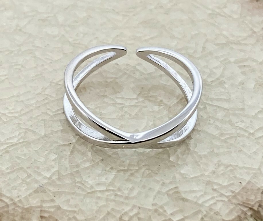 CHRISTMAS GIFT 4 WOMEN'S Solid Metal Criss-Cross Link Band Adjustable Toe Ring