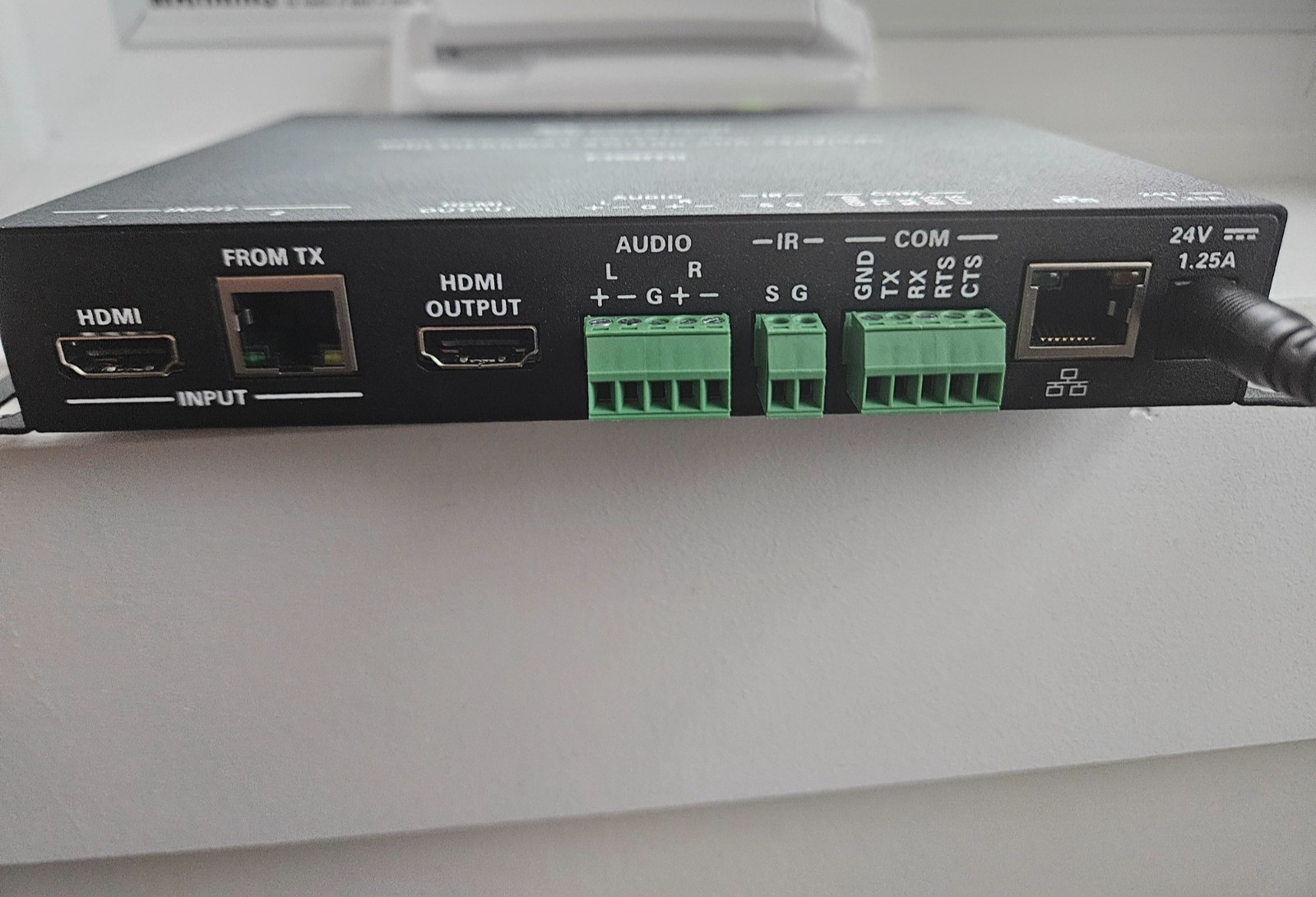 CRESTRON HD RX 201 C E MULTIFORMAT SWITCH & RECEIVER W/ PWR SUPPLY LINE JACKS