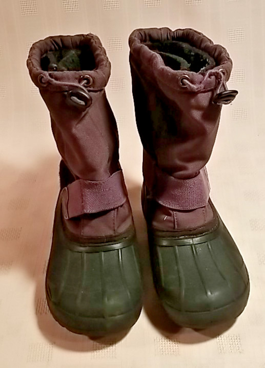 Ozark Trail Kid's Slipon Water Resistant Duck Boot Purple Pink Black Size USA 13