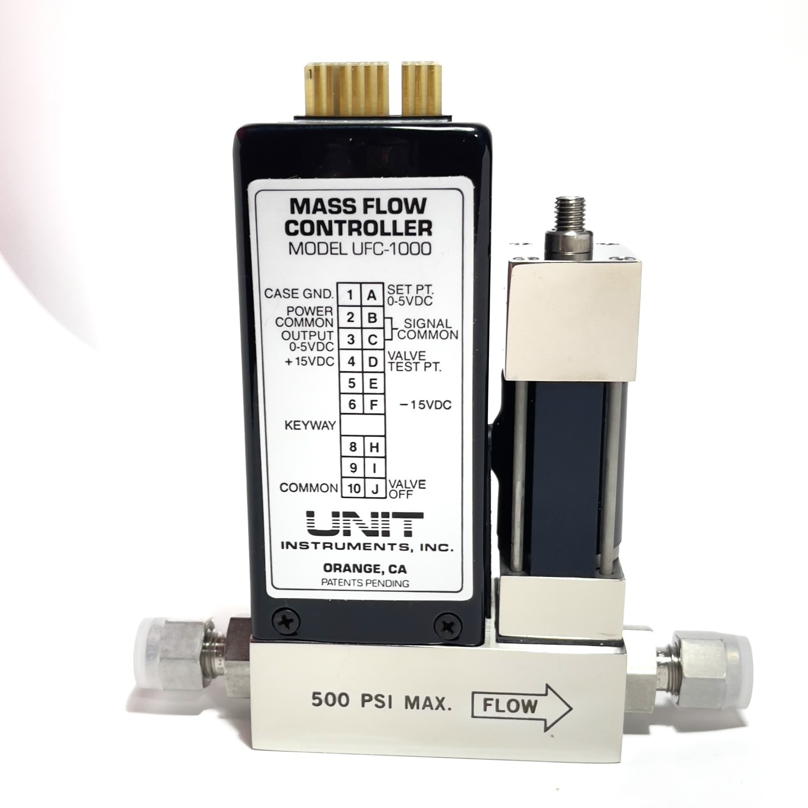 Unit Instruments UFC-1000 Mass Flow Controller 500 SCCM He 500 PSI MFC Open Box