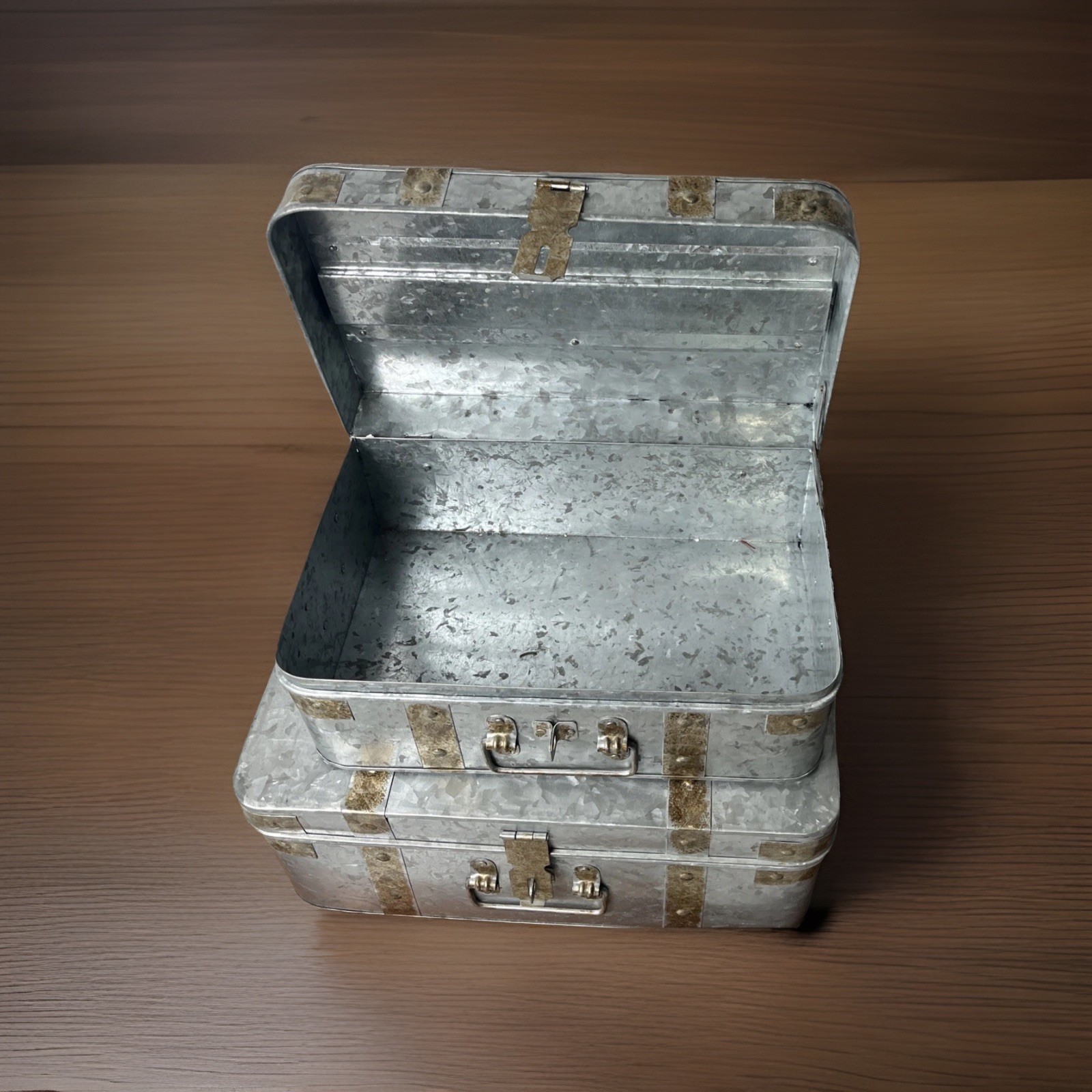 Galvanized 2pc Nesting Trunk Suitcase Lot Lockable Farm House Cottage Decor