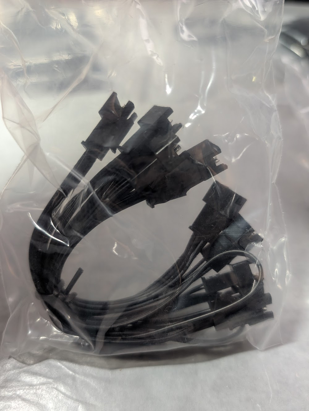 Lian Li ARGB Device Cable Kit for UNI FAN / STRIMER New