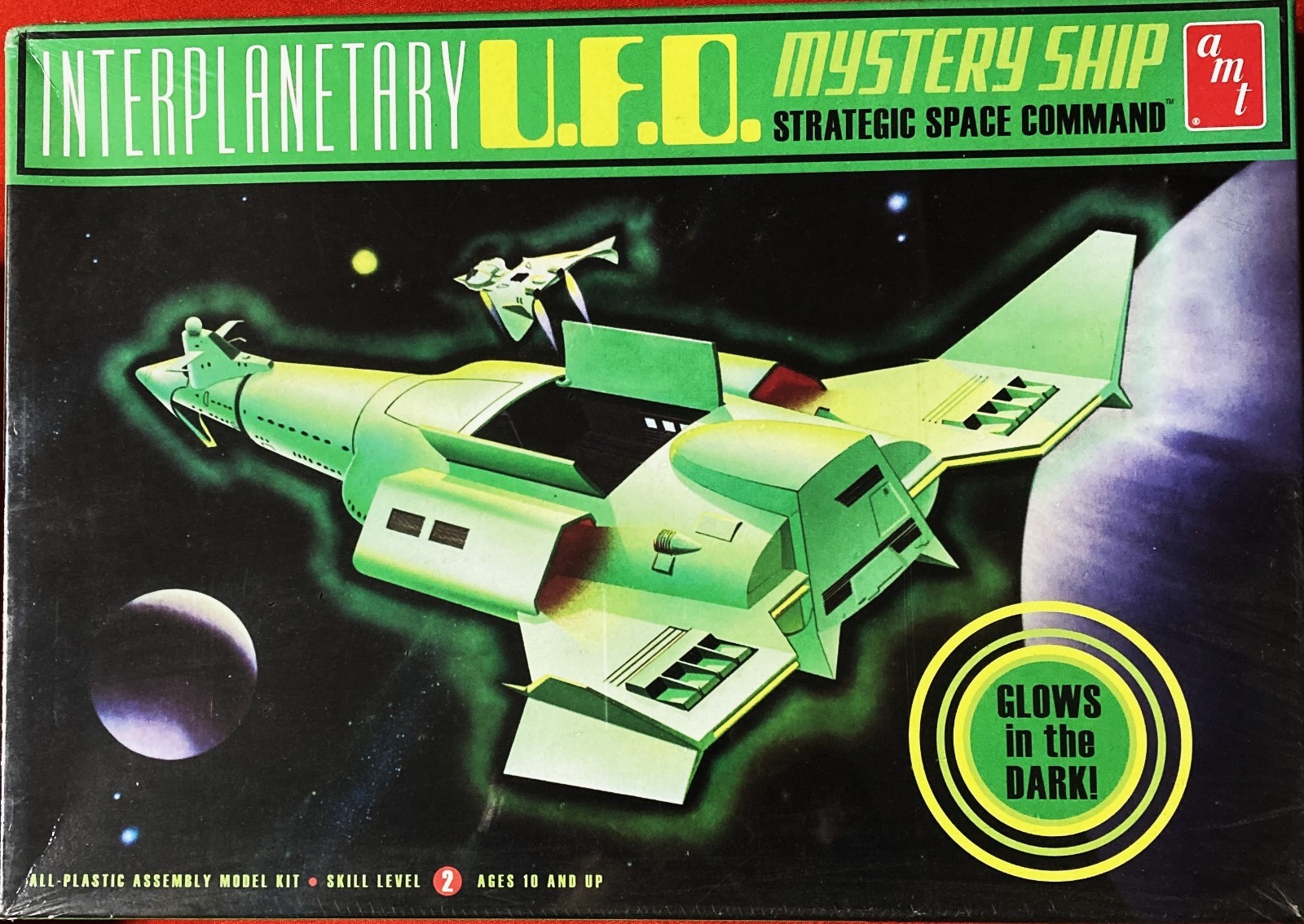 Amt/R2 Interplantetary Glow in the Dark UFO Model Kit