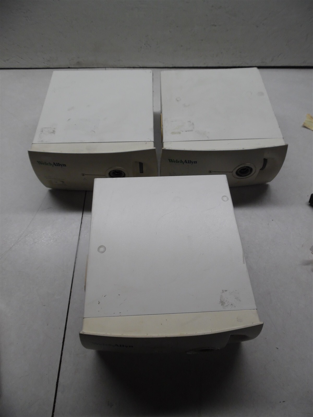 Welch Allyn CL300 Surgical Illuminator