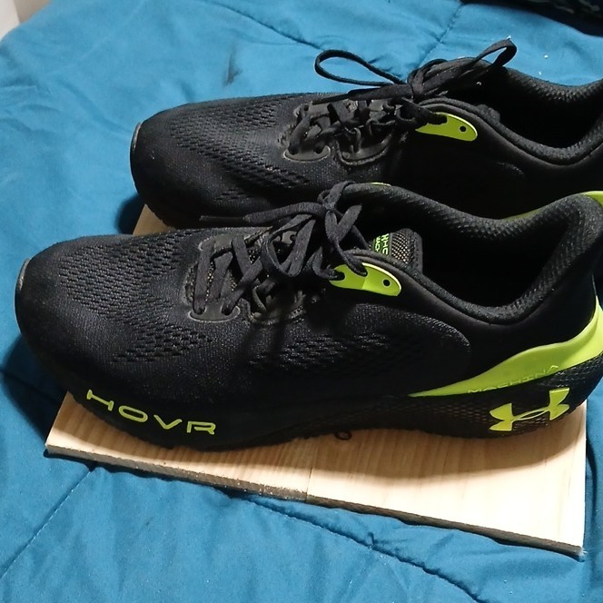 Under Armour HOVR Machina 3 Men Mesh Running Shoes Black Neon Green Size 11 Mint