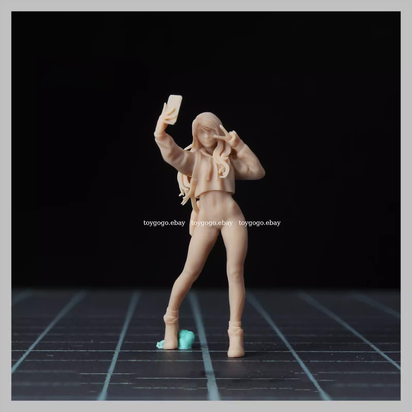 1/64 1/43 unpainted figure Selfie girl fit 1:64 car street diorama