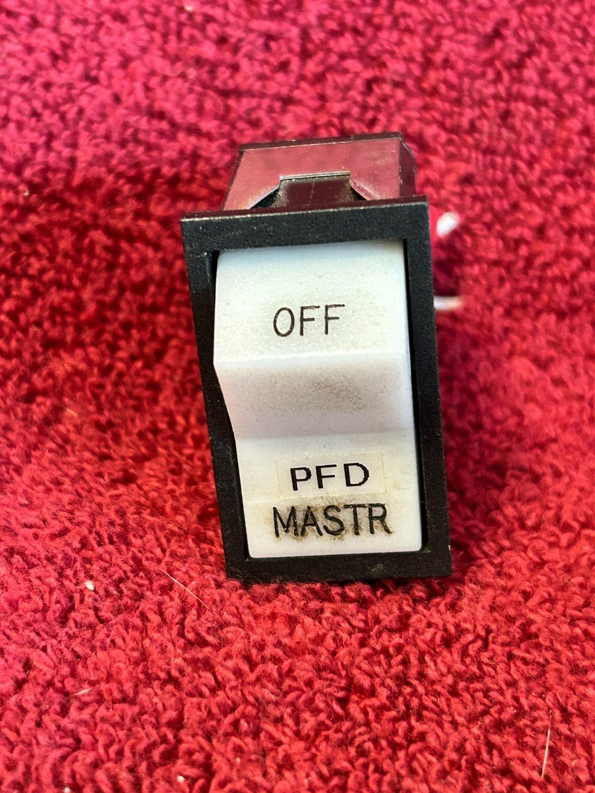AIRCRAFT PFD MASTER OFF ROCKER SWITCH P/N 688296