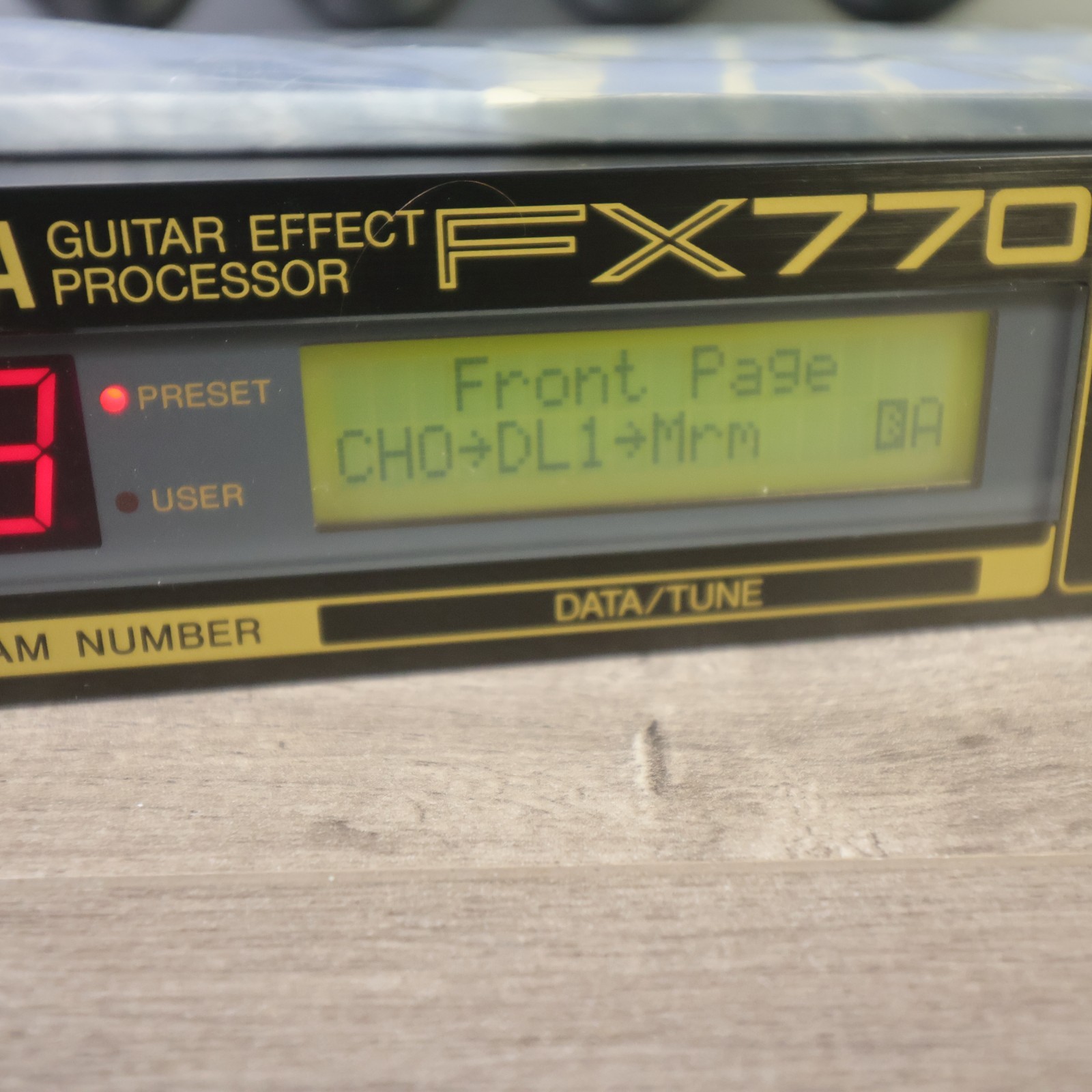 Yamaha FX770 Guitar Effects Processor + MFC10 MIDI Foot Controller Tested VGC