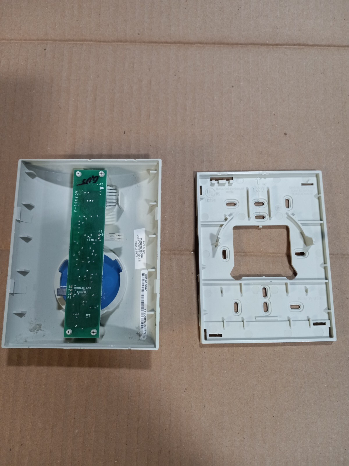 Rauland Responder 4000 R4KCB12 Code Button Station