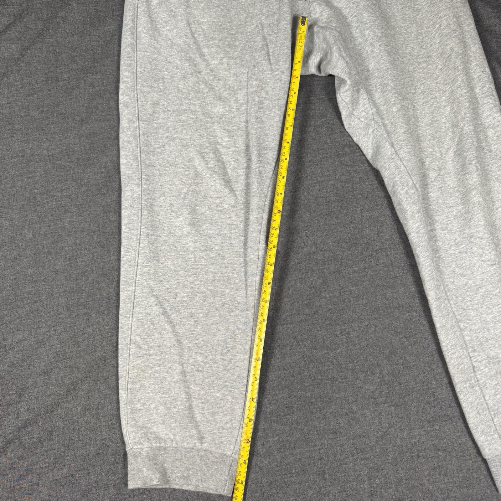 Heather Grey Nike Men’s Joggers Size L