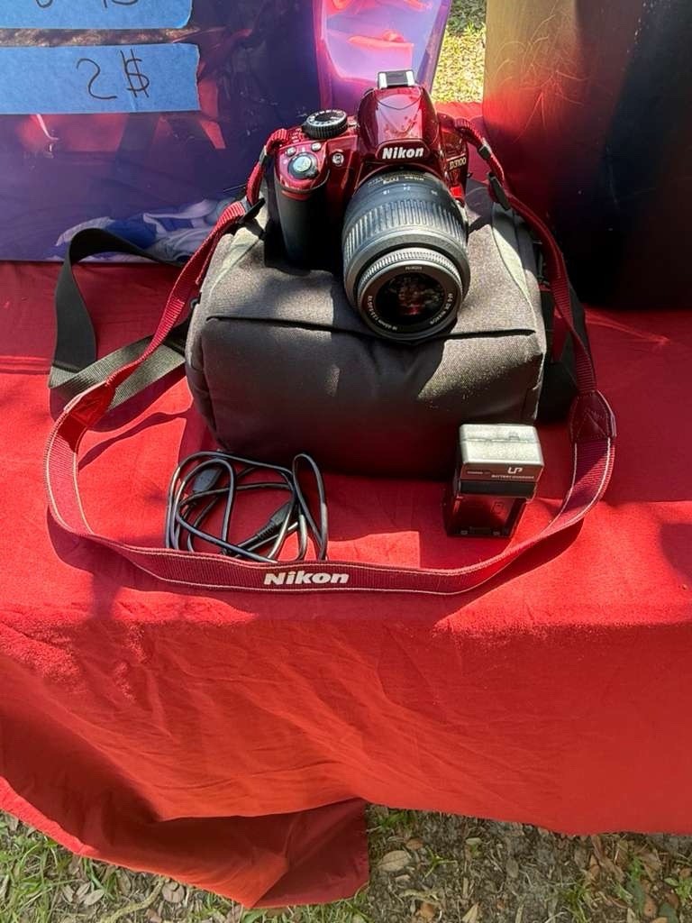 Nikon D3100 Red Digital SLR Camera 14.2MP 3x Zoom Kit with Lens, Bag, Charger