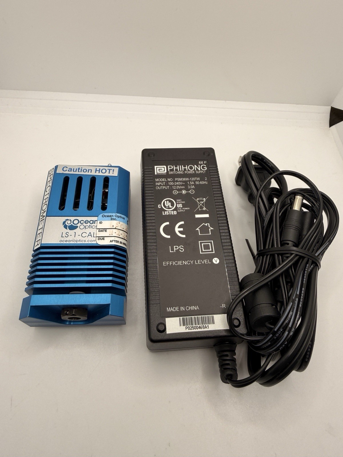 Ocean Optics LS-1-CAL Tungsten Halogen Calibration Light Source + Power Supply