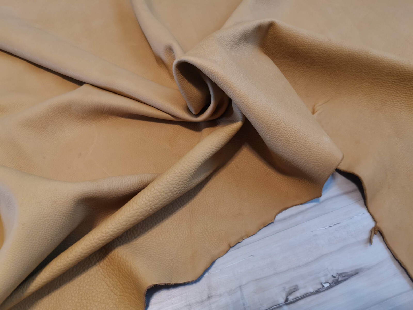 4-5oz NAPA SOFT DEERTAN LEATHER HIDE SIDE FULL GRAIN SHEET,PANEL,CRAFT,DIY 20sqf
