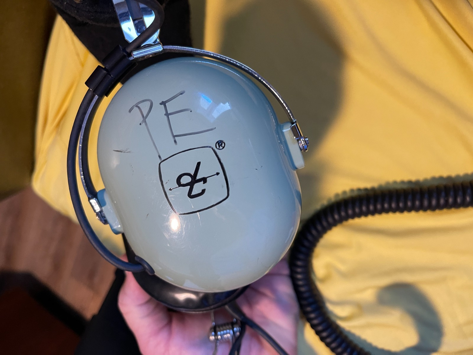 David Clark pilot aviation headset w/ plugs working H10