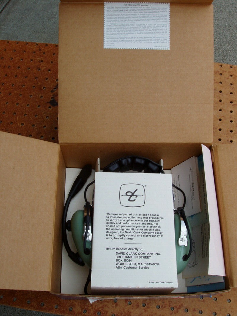 DAVID CLARK H10-20 AVIATION PILOT HEADSET MICROPHONE NEVER USED + ISSUE
