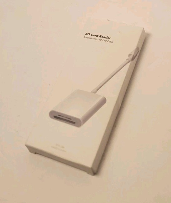 SD Card Reader for iPhone iPad Camera – Dual Slot SD & TF Memory Card Reader