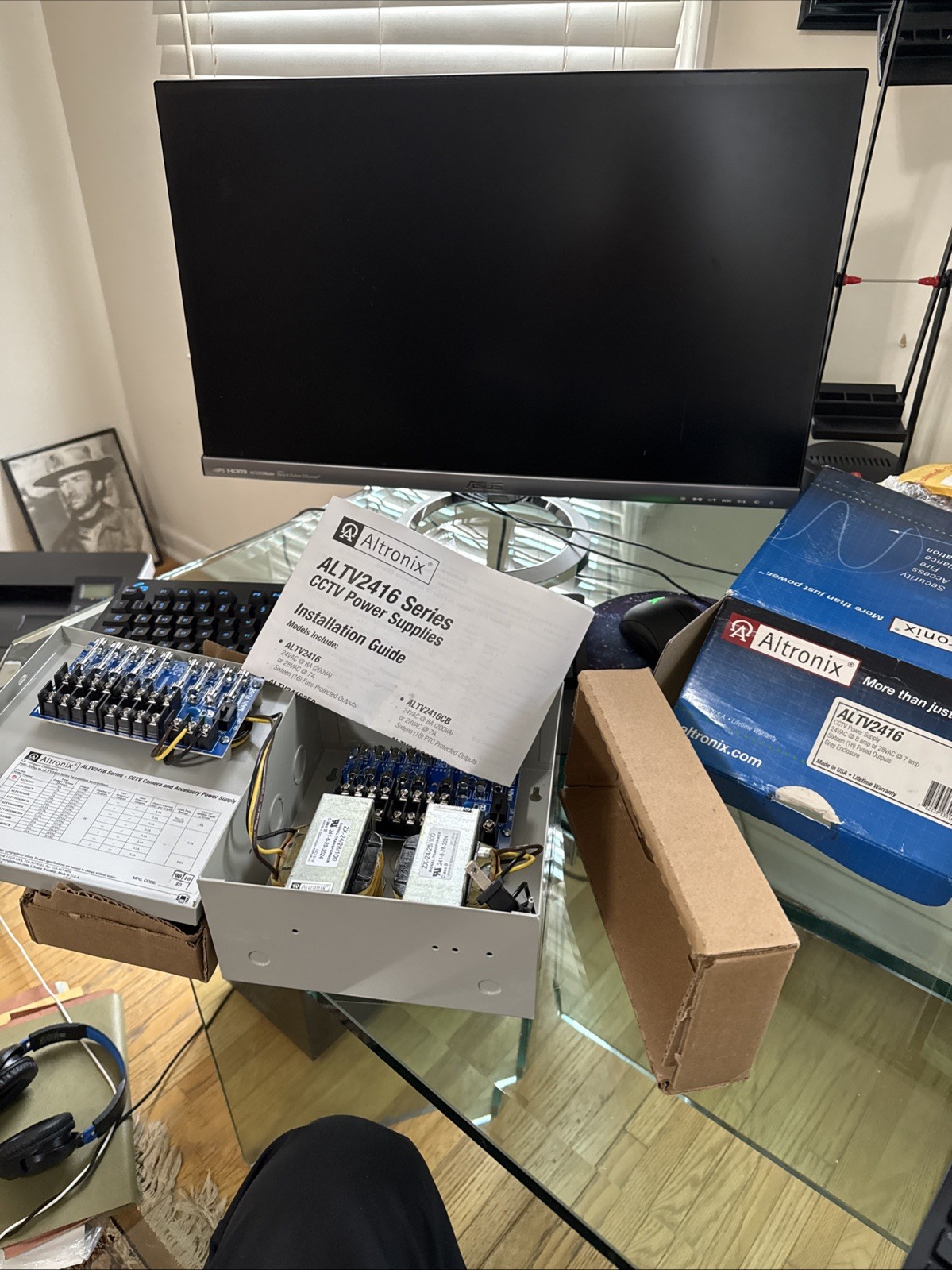 Altronix ALTV2416ULX CCTV Power Supply 24v 16 outputs New Open Box