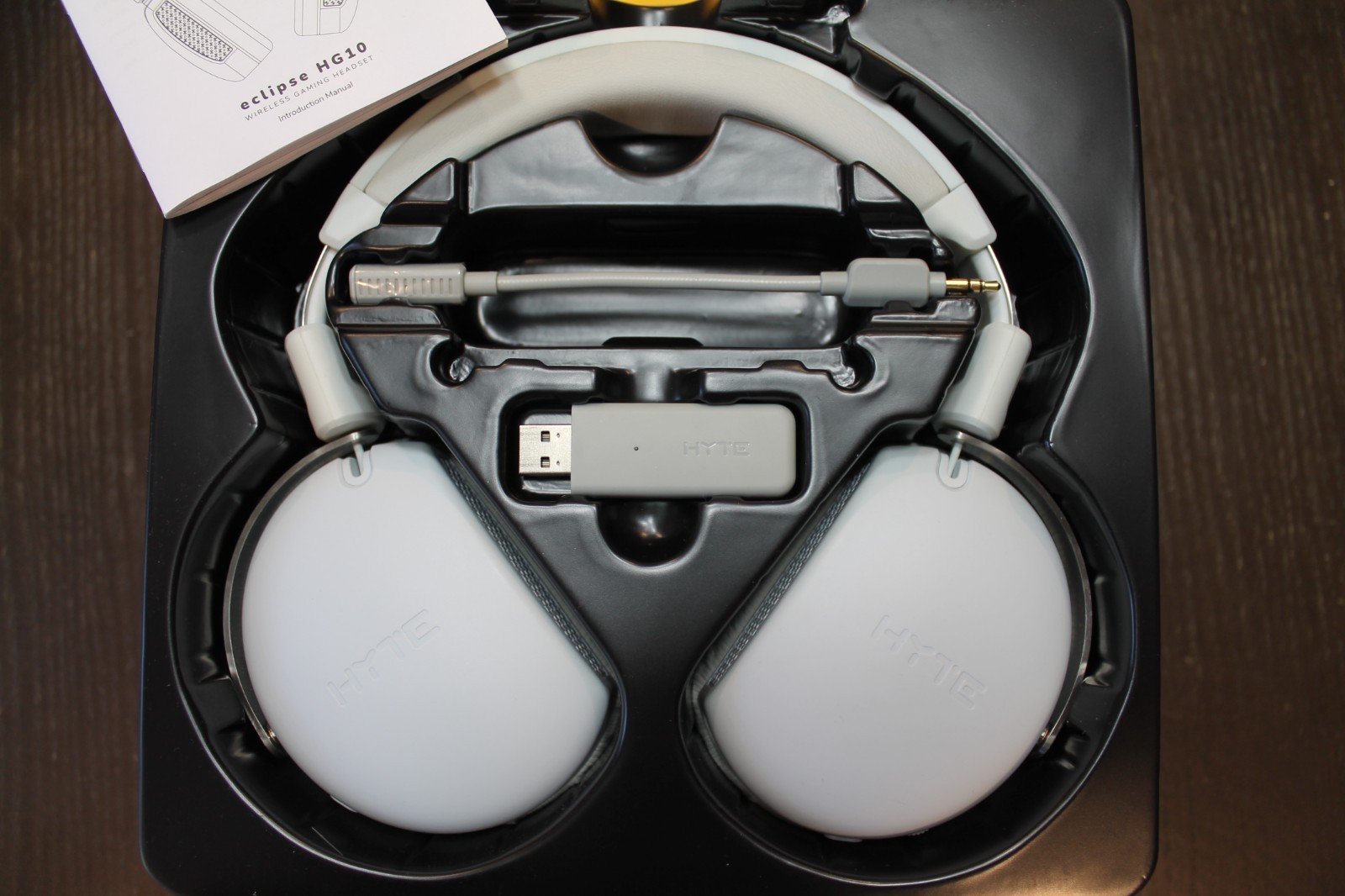 HYTE HG10 Eclipse Lunar Grey wireless gaming headset headphones