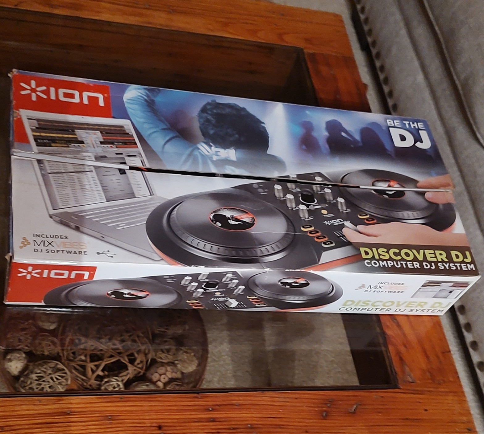 ION Discover DJ 2-Deck Scratch USB-Powered Tabletop Controller, Black/Red