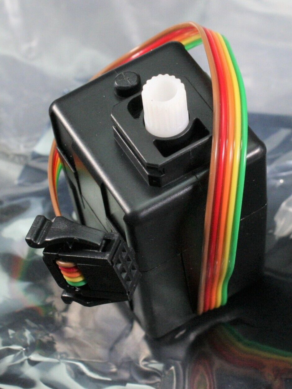 One Heidelberg 61-186-5311/03 Ink Key Motor New Style Germany 12V Faulhaber NEW